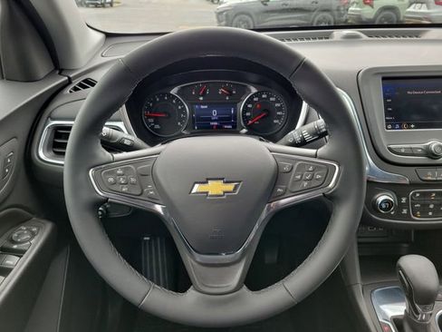 Certified 2023 Chevrolet Equinox LT FWD image 18