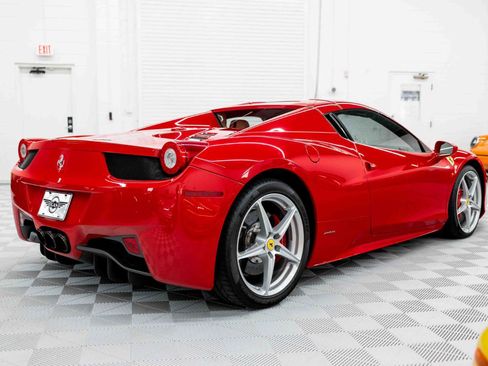 Used 2013 Ferrari 458 Spider RWD image 14