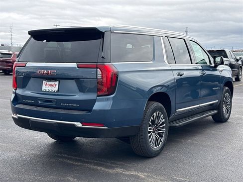 New 2026 GMC Yukon XL Elevation image 8