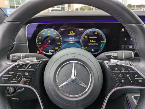 Used 2021 Mercedes-Benz E 350 Sedan image 24