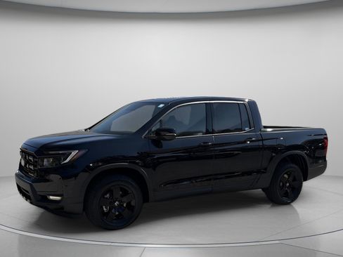New 2026 Honda Ridgeline Black Edition image 2