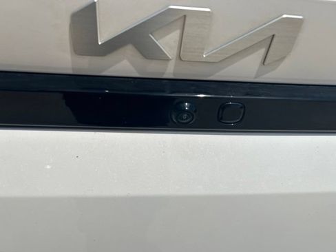 Used 2025 Kia K4 GT-Line w/ GT-Line Premium Package FWD image 8