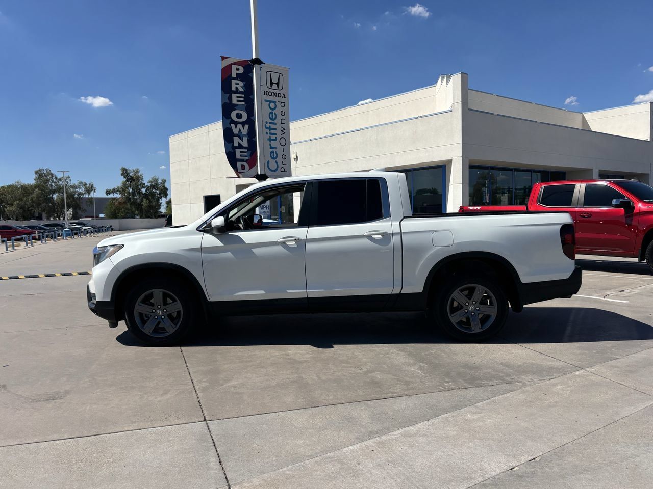 Certified 2022 Honda Ridgeline RTL image 2