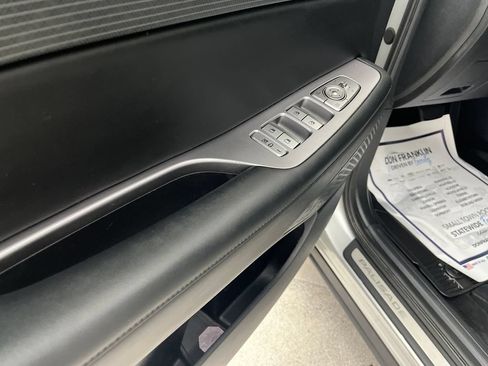Used 2024 Hyundai Palisade Limited AWD/4WD image 10