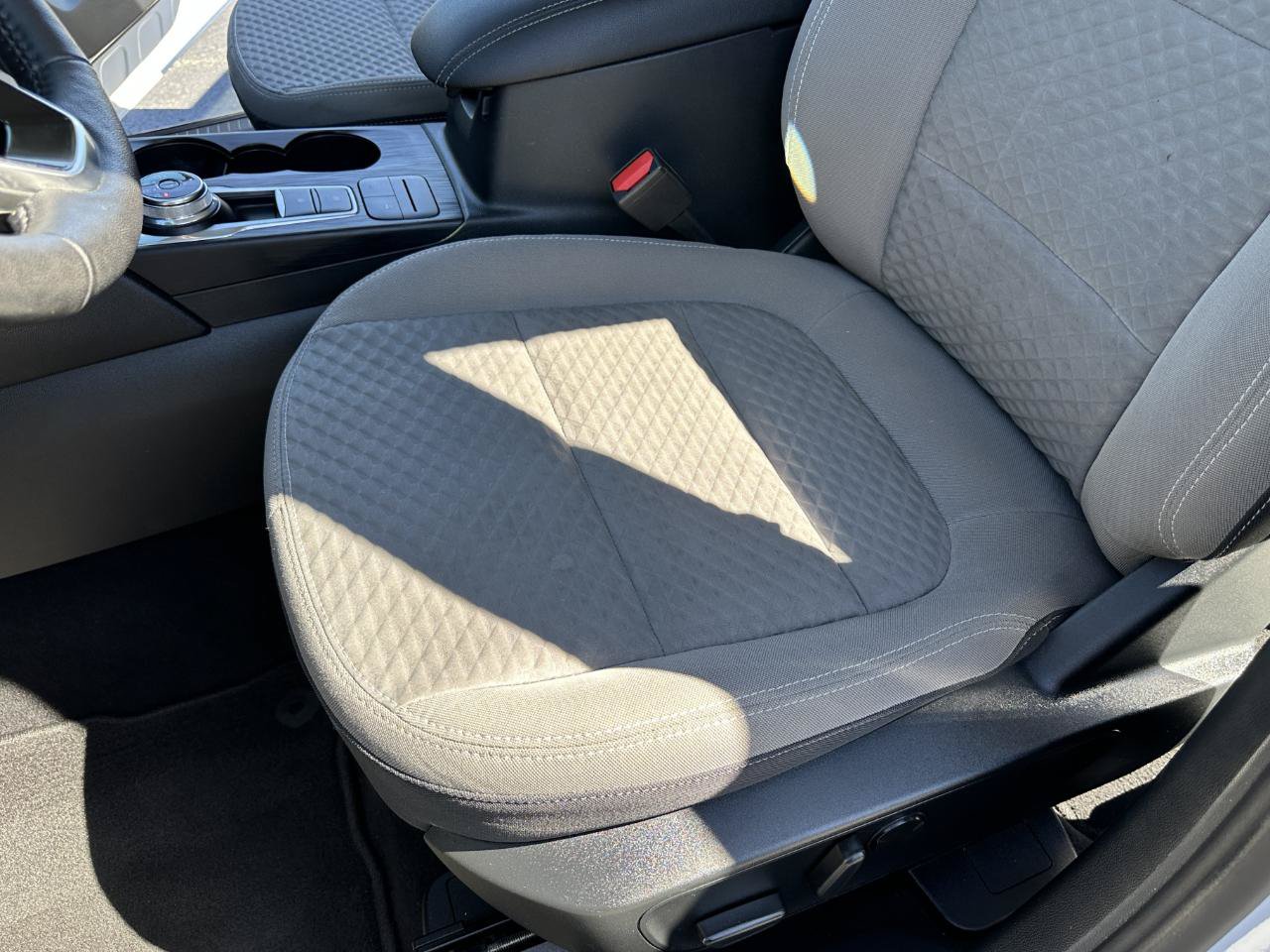 Used 2021 Ford Escape SE w/ Convenience Package AWD/4WD image 26