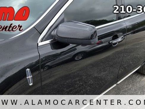Used 2013 Lincoln MKS FWD image 9