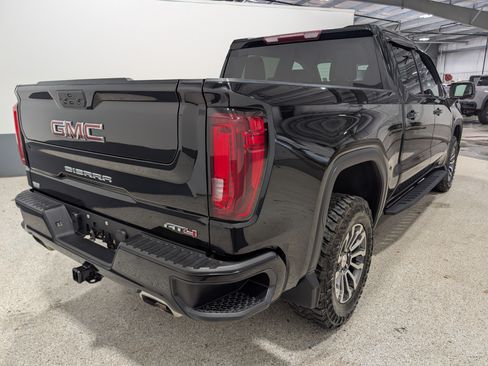 Used 2022 GMC Sierra 1500 AT4 AWD/4WD image 3