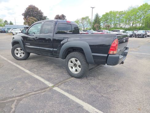 Used 2015 Toyota Tacoma 4x4 Access Cab V6 image 11