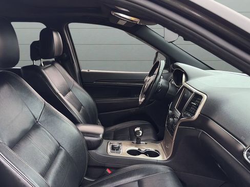 Used 2014 Jeep Grand Cherokee Limited AWD/4WD image 19