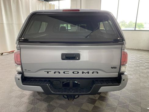 Used 2021 Toyota Tacoma TRD Sport w/ Advanced Technology Package RWD image 6
