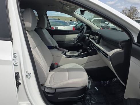 Certified 2025 Hyundai Tucson SEL image 23