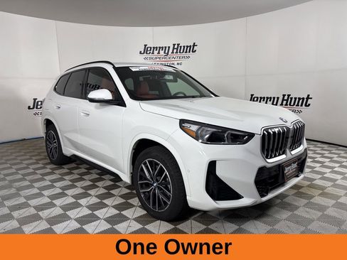 Used 2025 BMW X1 xDrive28i image 4