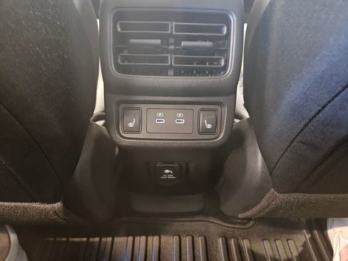 New 2026 Nissan Leaf Platinum+ w/ Cargo Package (Platinum+) image 22