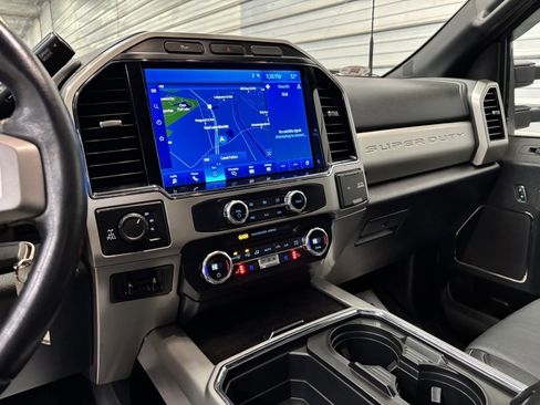 Used 2022 Ford F350 Lariat image 20