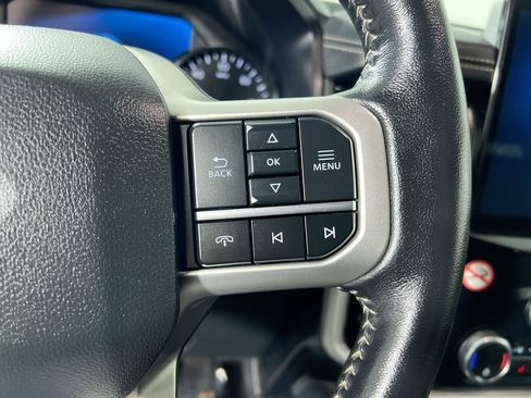 Used 2024 Ford Expedition Max XLT image 17