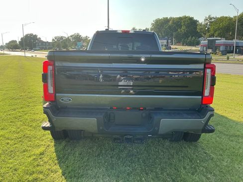 Used 2026 Ford F450 Platinum w/ FX4 Off-Road Package AWD/4WD image 5