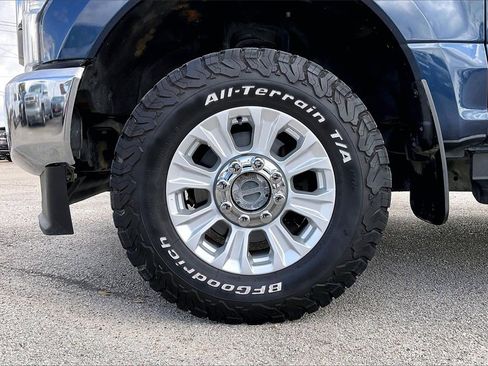 Used 2020 Ford F250 XL w/ STX Appearance Package image 34