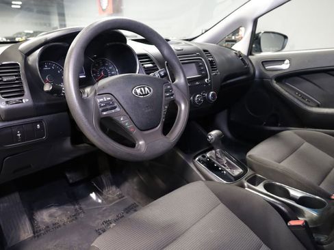 Used 2018 Kia Forte LX w/ LX Rear Camera Package FWD image 15