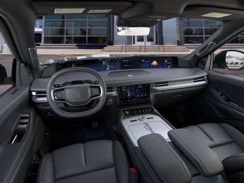 New 2026 Lincoln Navigator Reserve w/ Jet Appearance Package AWD/4WD image 9