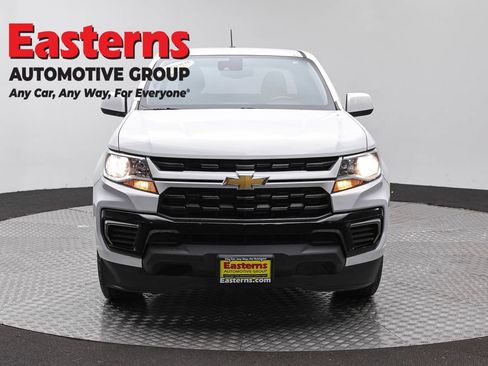 Used 2022 Chevrolet Colorado LT w/ Fleet Safety Package RWD image 2