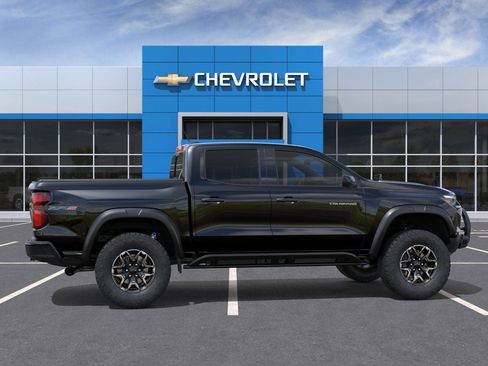 New 2026 Chevrolet Colorado ZR2 w/ Off-Road Front Bumper Package image 29