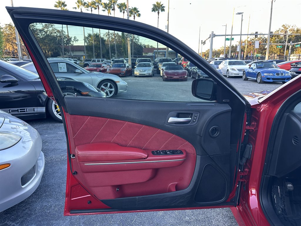 Used 2012 Dodge Charger SRT8 w/ Adaptive Cruise Control Group RWD image 38