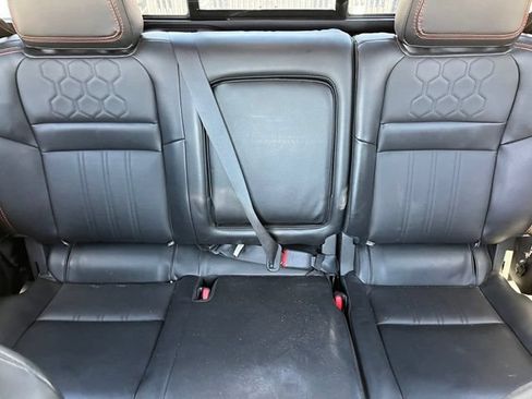 Used 2023 Nissan Frontier PRO-4X w/ Pro-4X Premium Package AWD/4WD image 15