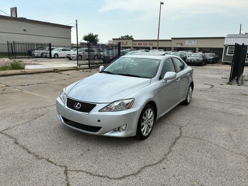 Used 2008 Lexus IS 250 AWD image 6