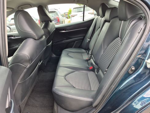 Used 2019 Toyota Camry SE FWD image 27
