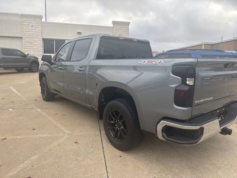 Used 2021 Chevrolet Silverado 1500 LT image 8