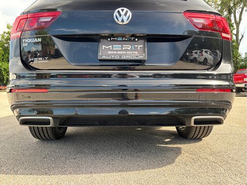 Used 2021 Volkswagen Tiguan SE R-Line FWD image 16