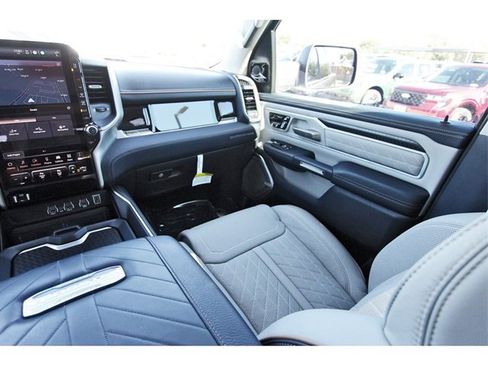 Used 2025 RAM 1500 Tungsten w/ Off Road Group image 9