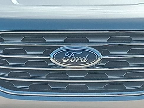 Used 2023 Ford Edge Titanium AWD/4WD image 11