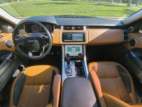Used 2019 Land Rover Range Rover Sport Supercharged AWD/4WD image 9