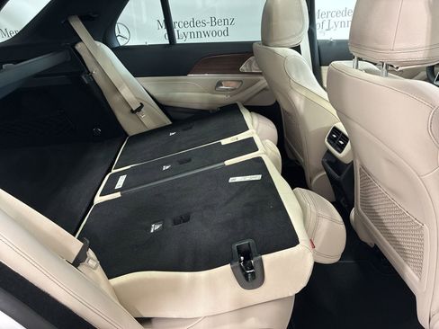 New 2026 Mercedes-Benz GLE 580 4MATIC image 17