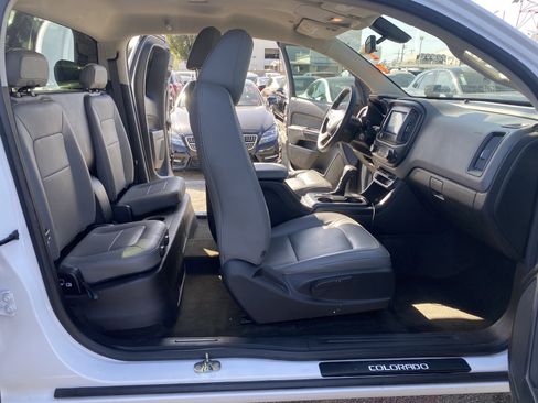 Used 2017 Chevrolet Colorado W/T image 18