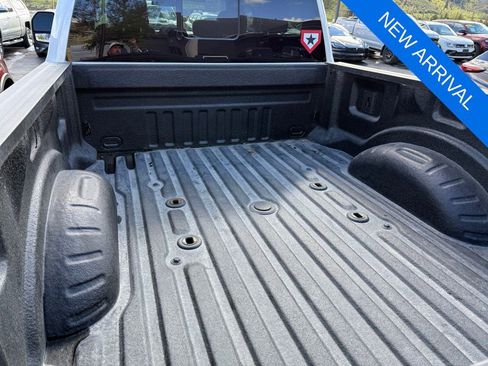 Used 2019 Ford F350 Lariat w/ Lariat Ultimate Package AWD/4WD image 8
