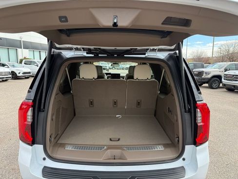 New 2026 GMC Yukon XL Denali w/ Sun & Power Step Package image 28