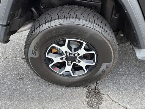 Used 2019 Jeep Wrangler Unlimited Rubicon AWD/4WD image 39