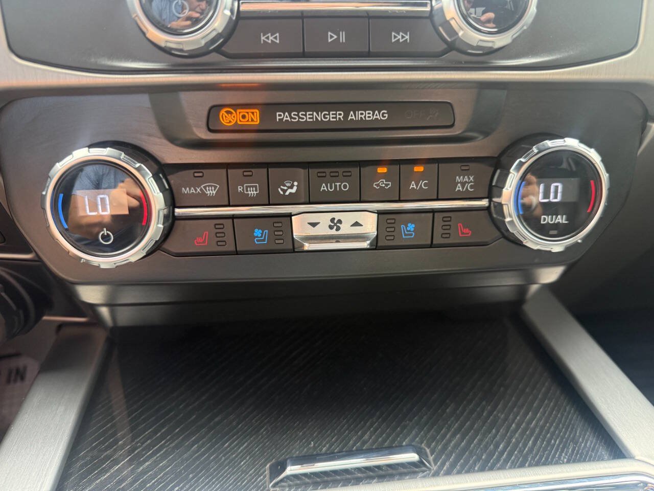 Used 2022 Ford F250 Platinum AWD/4WD image 15