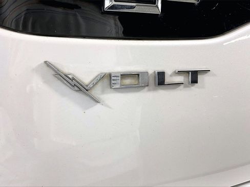 Used 2018 Chevrolet Volt LT w/ Comfort Package image 7