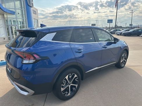 Used 2023 Kia Sportage EX image 15