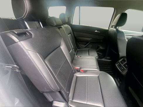Certified 2023 Volkswagen Atlas SE FWD image 20