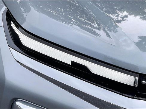 Used 2024 Chevrolet Traverse LT AWD/4WD image 28