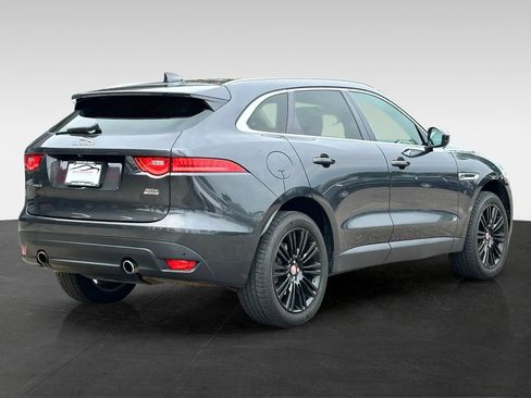 Used 2018 Jaguar F-PACE Portfolio AWD/4WD image 7