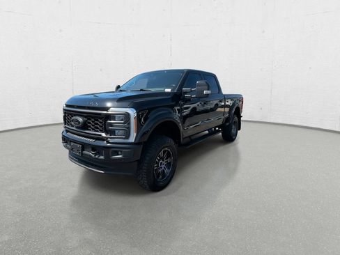 Used 2023 Ford F250 Lariat w/ Lariat Ultimate Package AWD/4WD image 4
