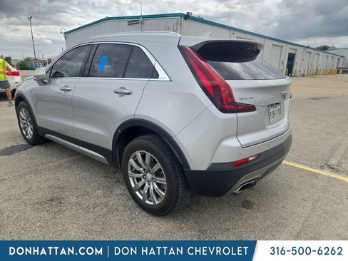 Used 2020 Cadillac XT4 Premium Luxury FWD image 2