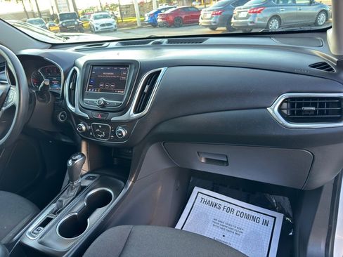 Used 2021 Chevrolet Equinox LT image 19