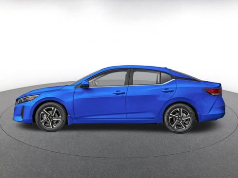 Used 2025 Nissan Sentra SV FWD image 3