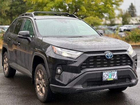 Used 2024 Toyota RAV4 AWD Hybrid image 7